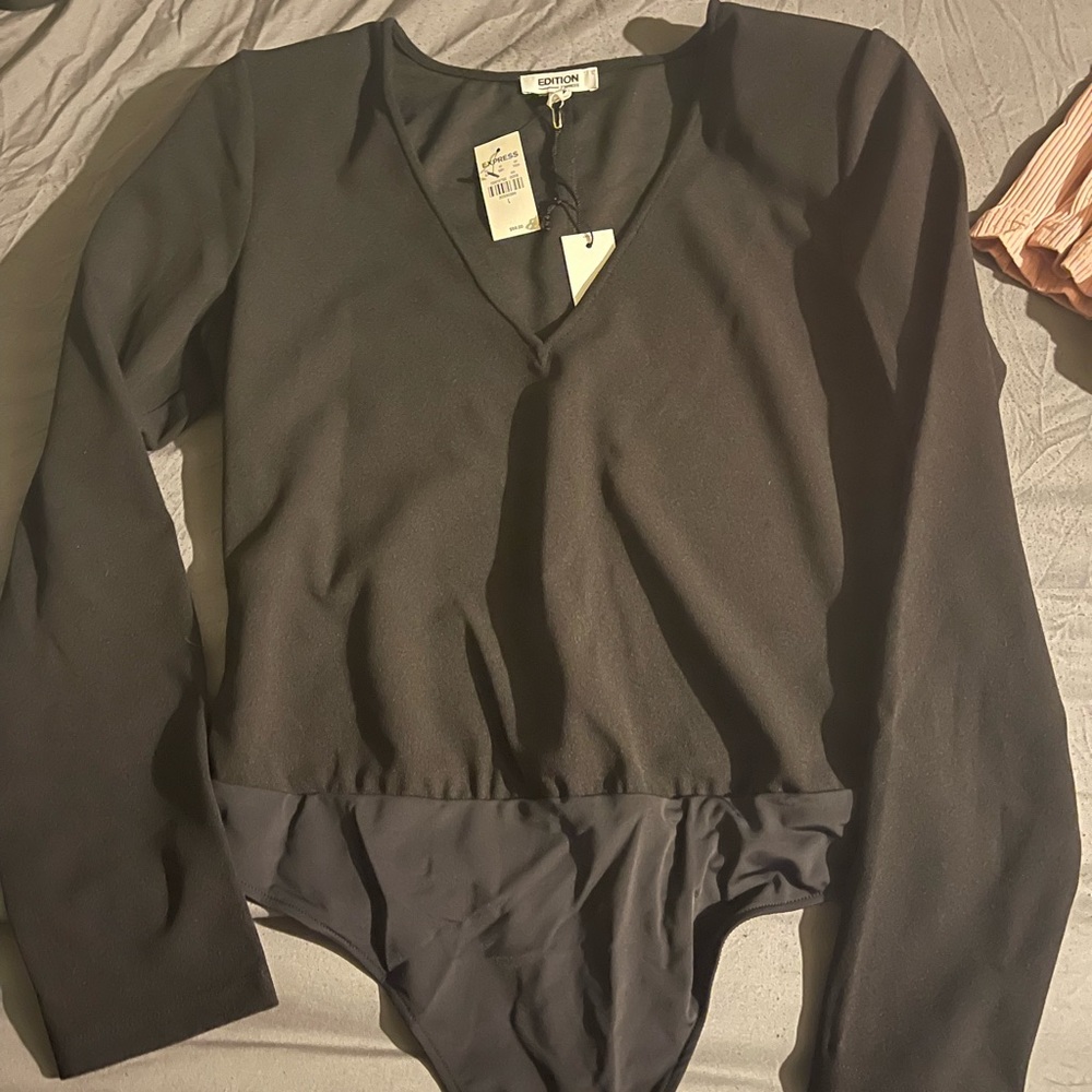 Black long sleeve express body suit